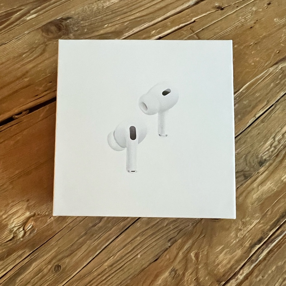 Apple AirPods Pro Wireless Earbuds